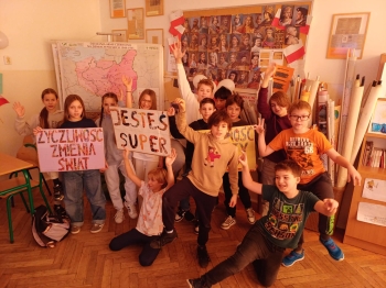 49ab28a9-e69b-4a1a-bcd9-250c96a78ae2