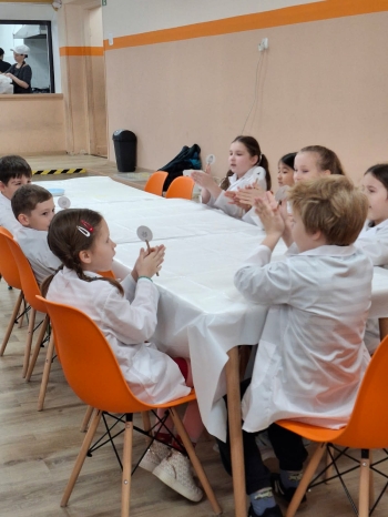 fee72888-d597-4cf1-a5e5-721a31f3fff8