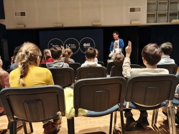 99d90bf4-0fa9-4728-9aa5-0be7f707e9e6-1