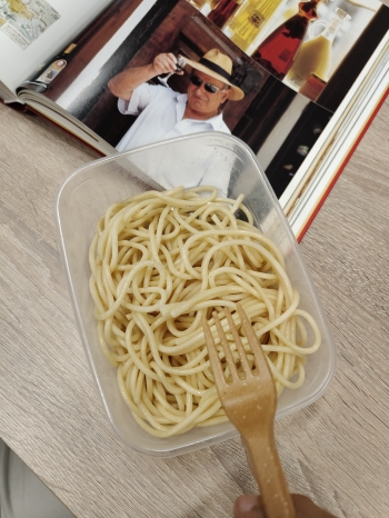 g8